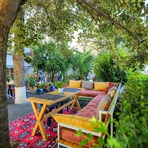 Garden 4* Saranda